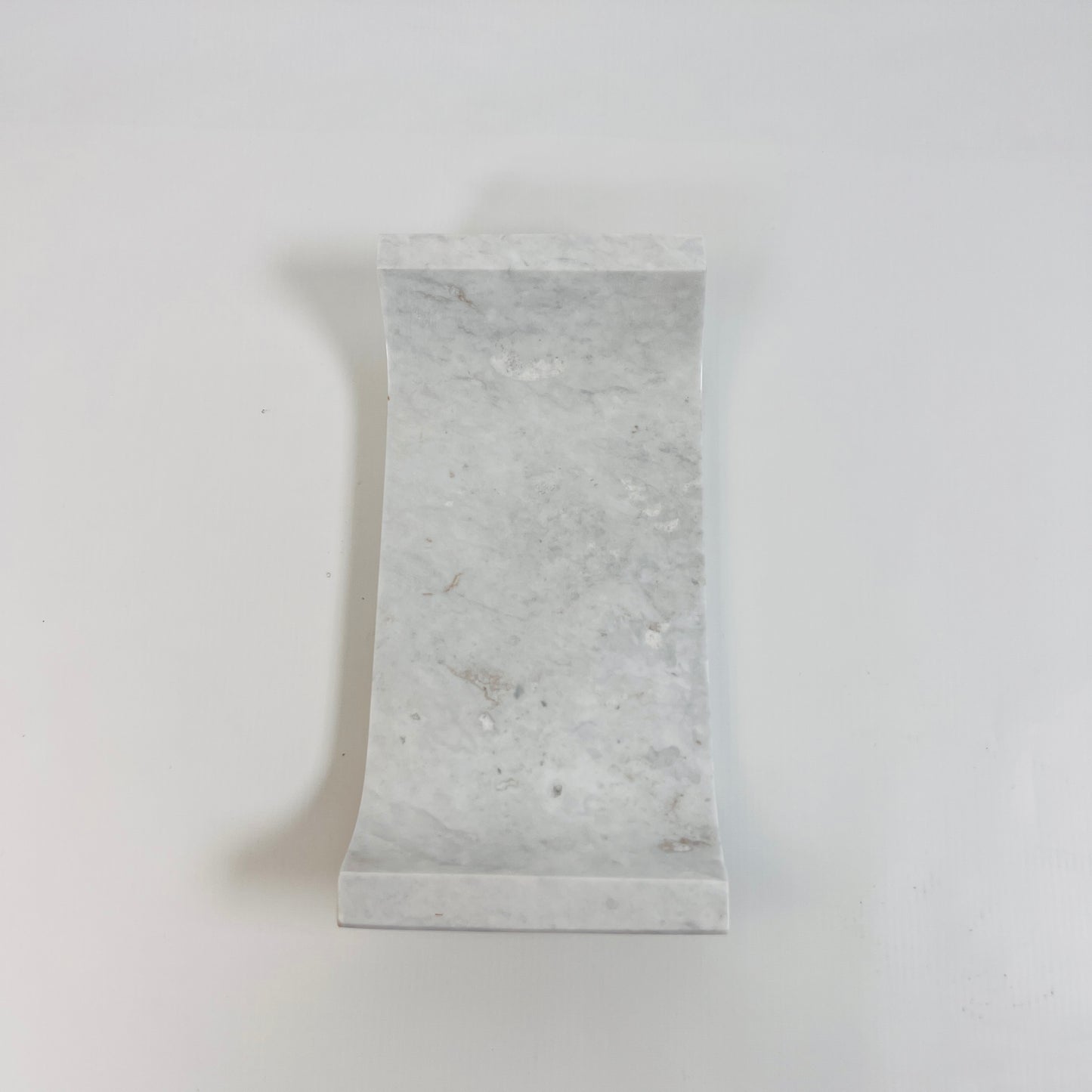 Curved Tray