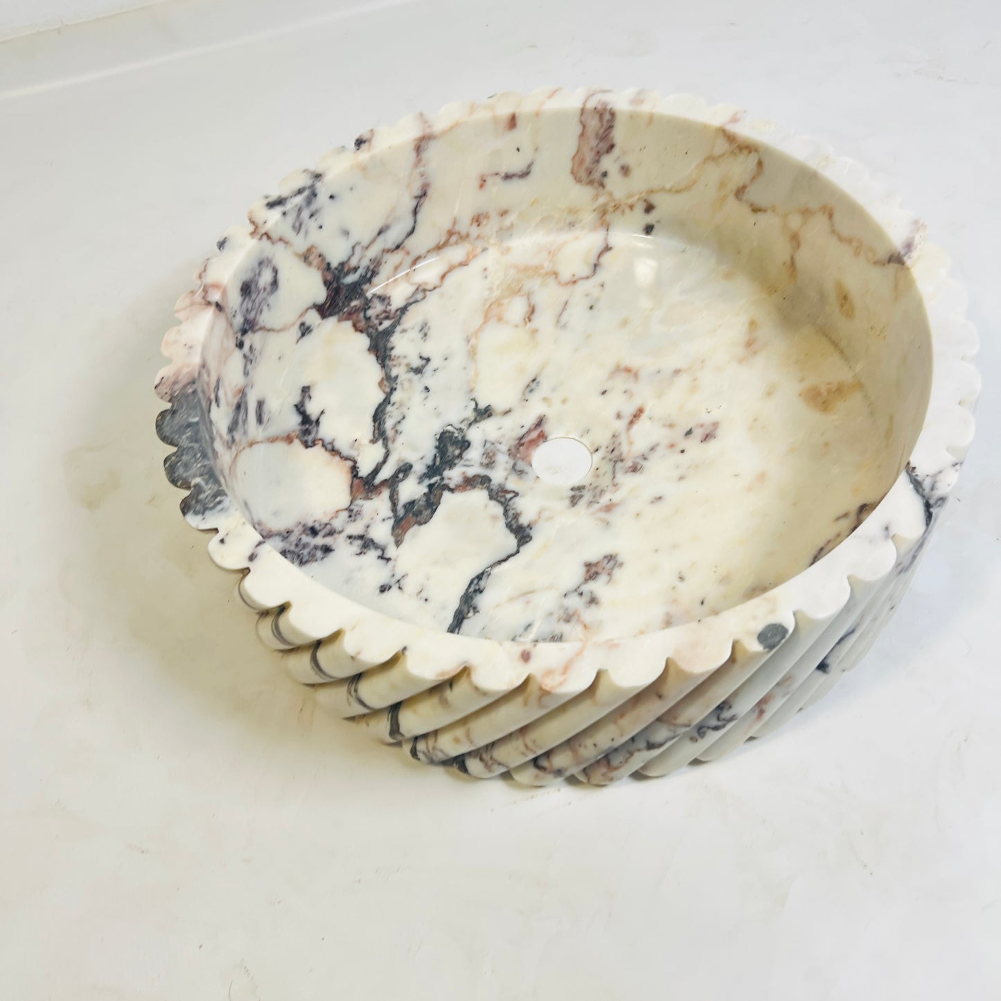 Twist Marble Basin - Red & White