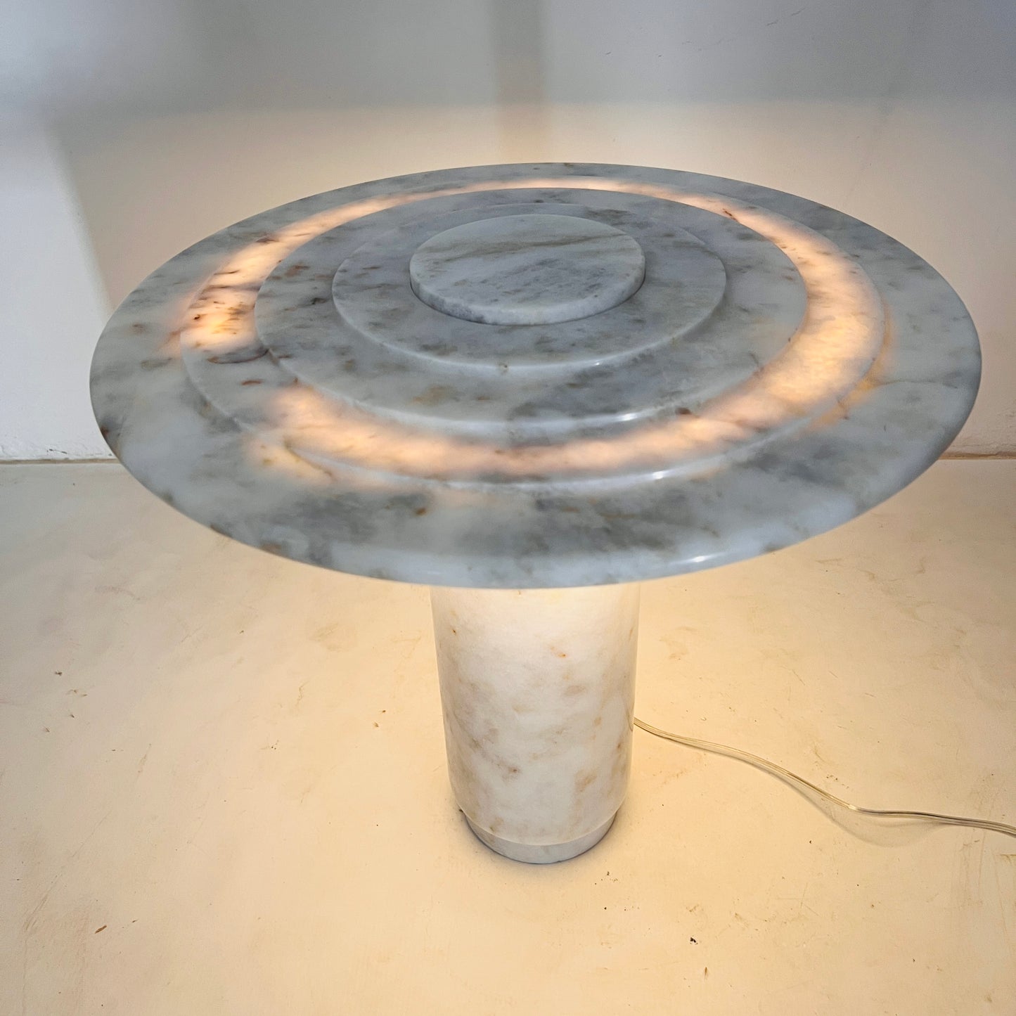 Vesta Table Lamp -Cheetah White