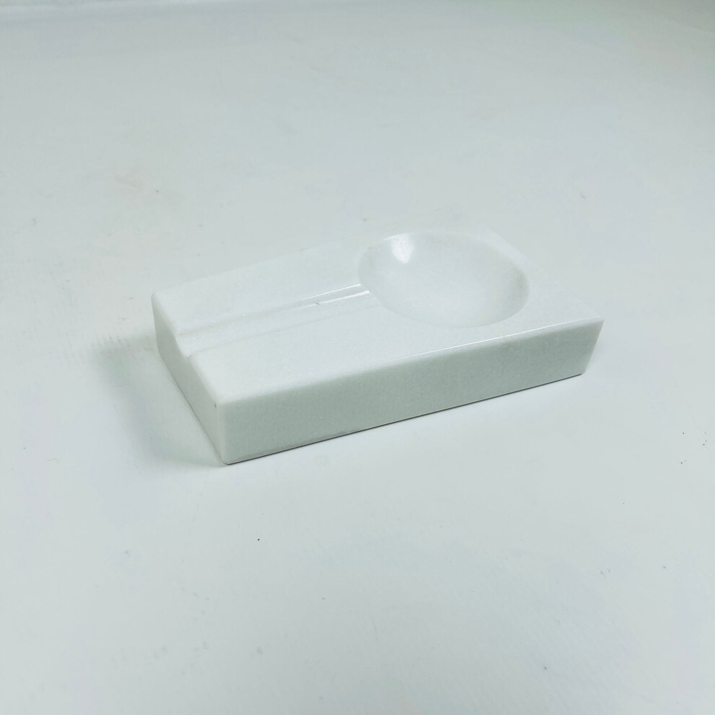 Minimal Marble Ash Tray - White