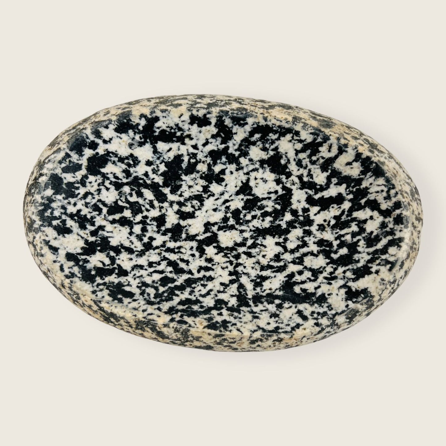 Black and White Soap Dish - Riverstone