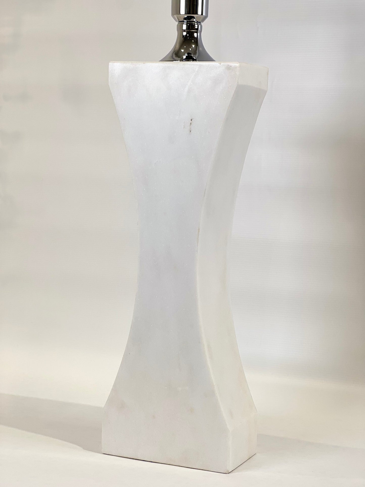 Hourglass Table Lamp - White