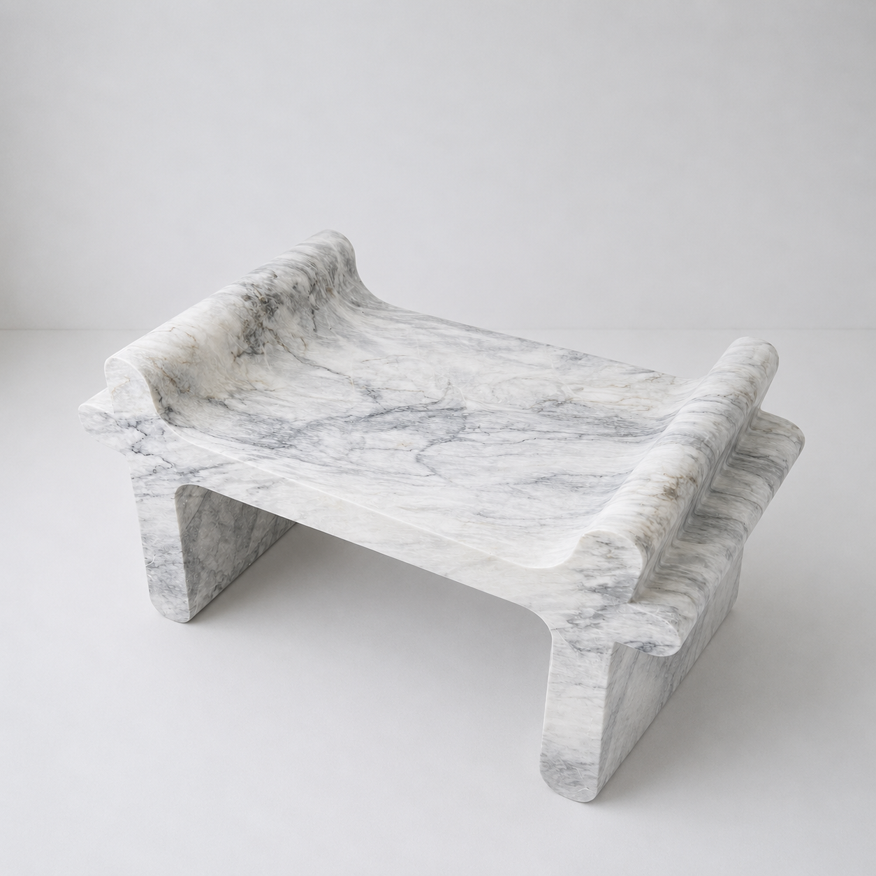 Sable Sculpt Bench - White & Gray