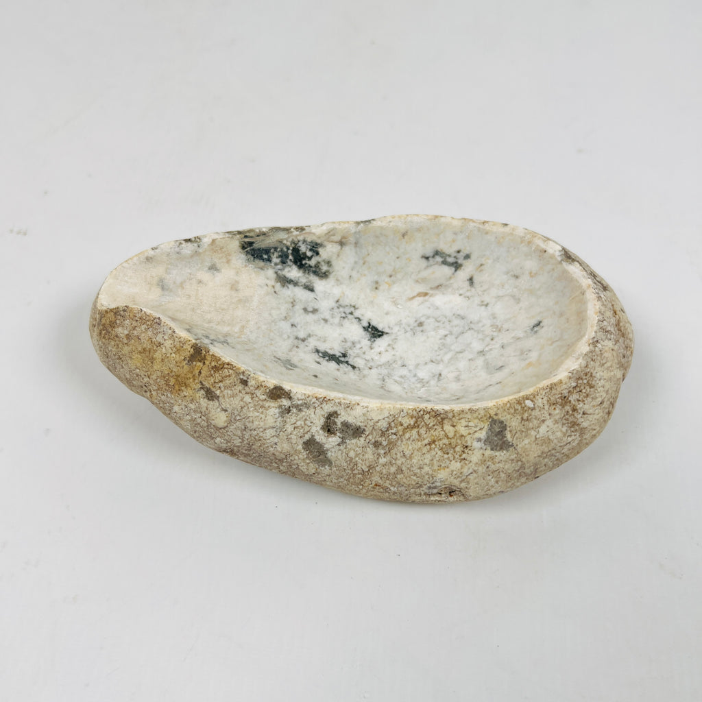 River Stone Splashed Eggshell Ash Tray