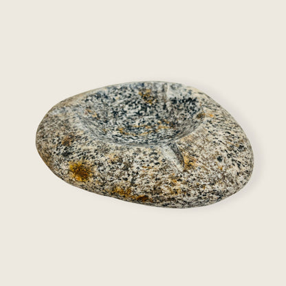 Grain Spotted Ash Tray - River Stone