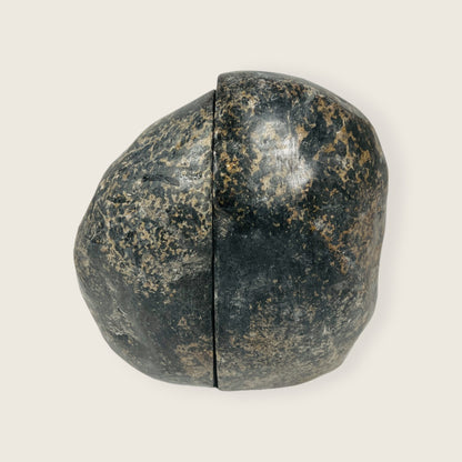 Riverstone Bookend - Black