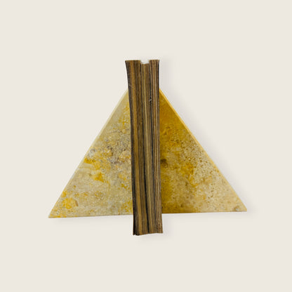 Terra Vein Pyramid - Travertine