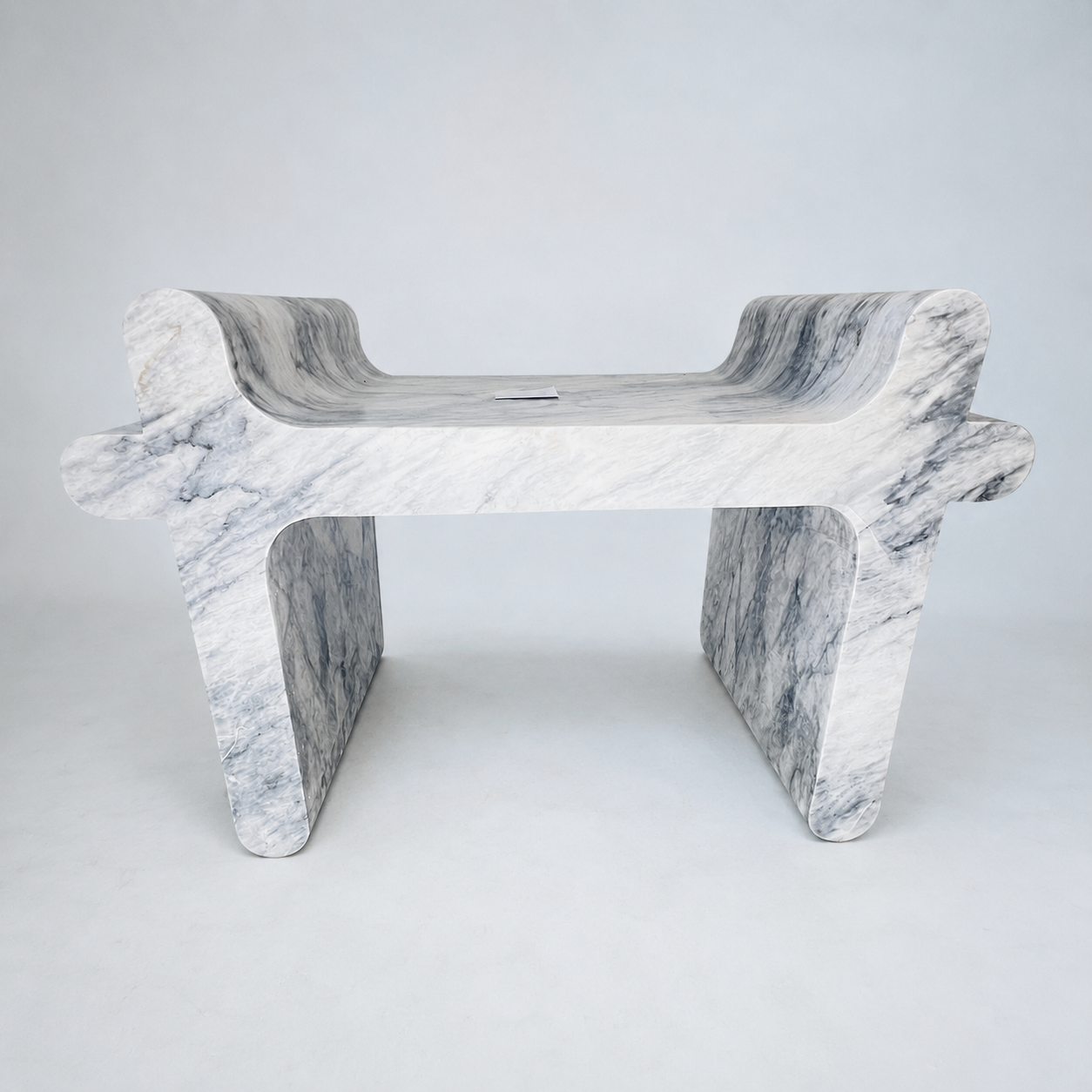Sable Sculpt Bench - White & Gray