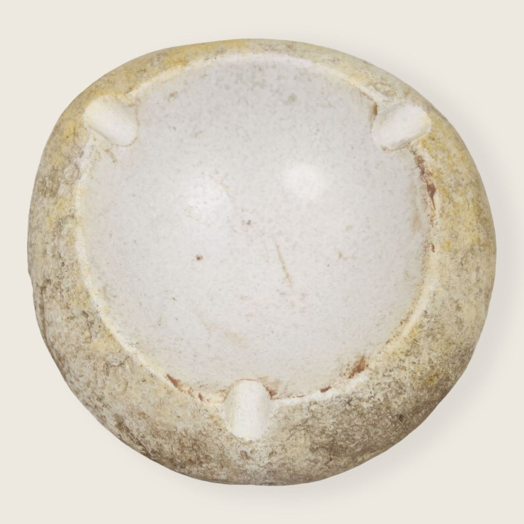 River Stone Opaque White Shell Ash Tray