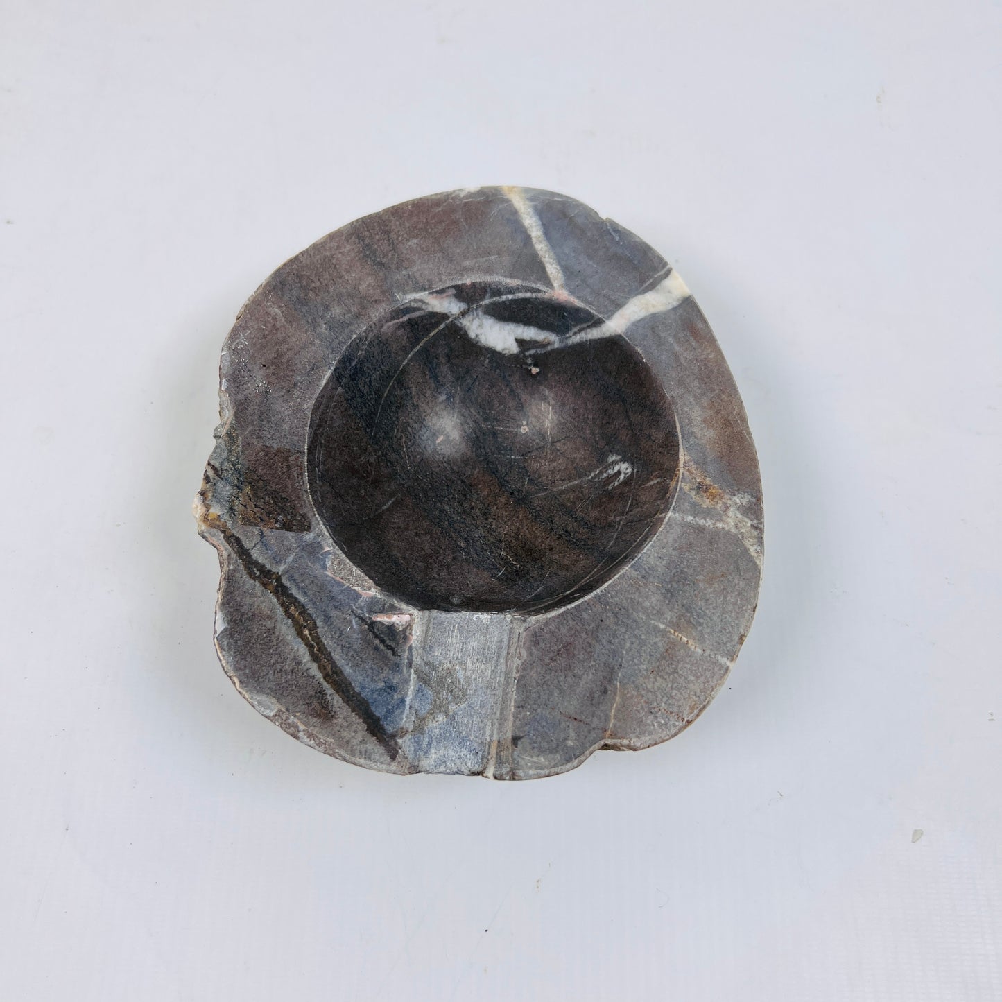 Dark Brown Lined Ash Tray - River Stone