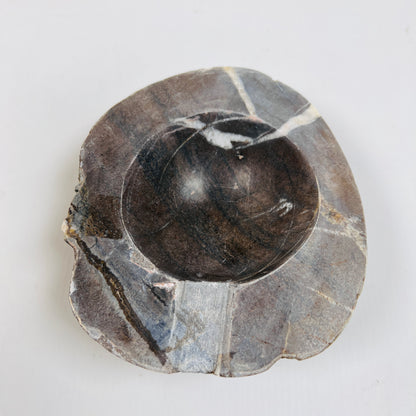 Dark Brown Lined Ash Tray - River Stone