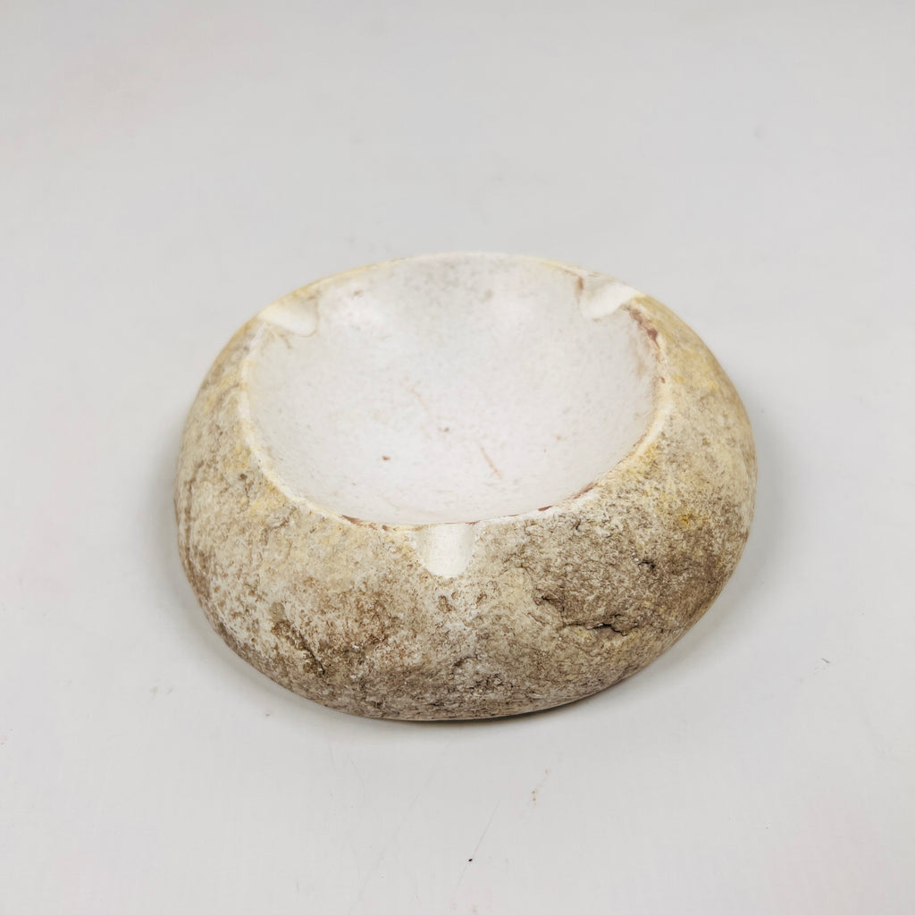 River Stone Opaque White Shell Ash Tray