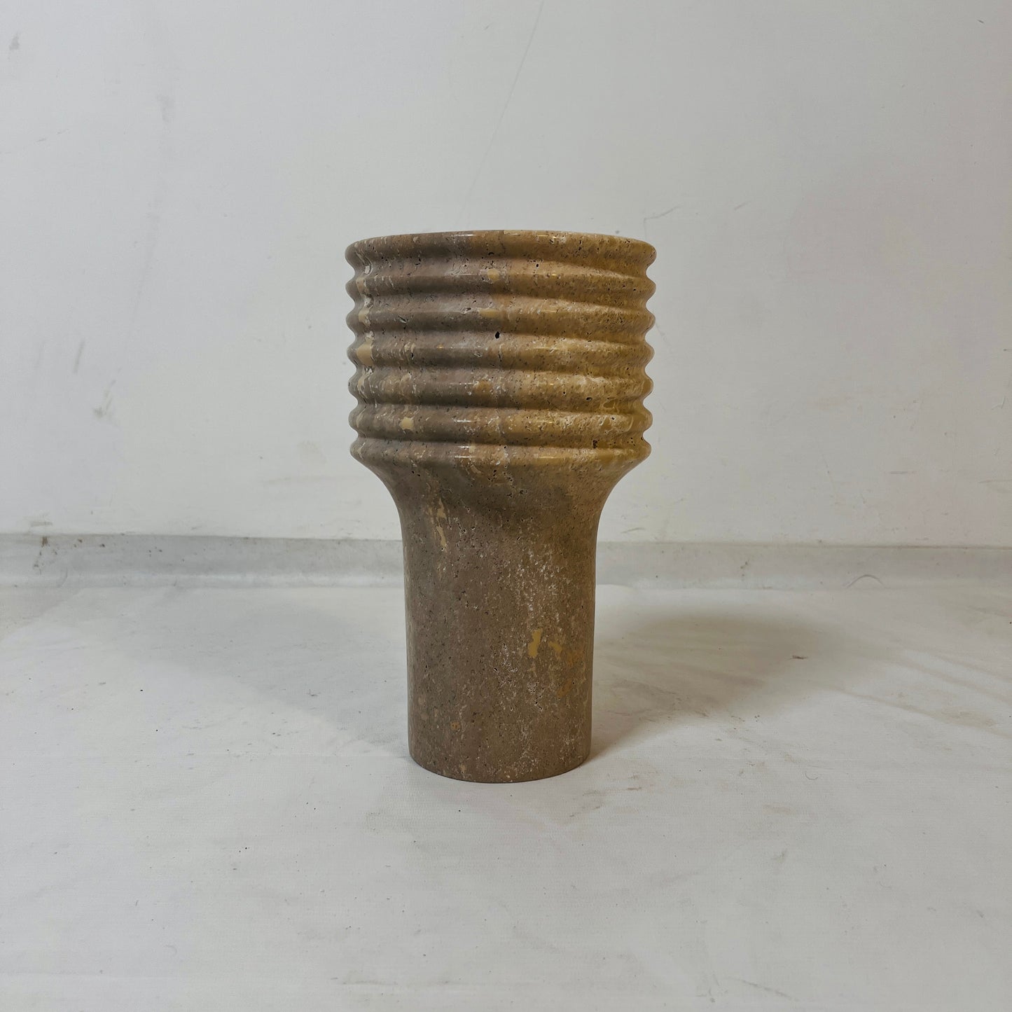Echo Vase - Travertine