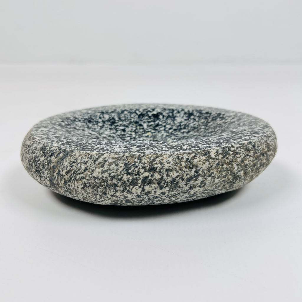 Riverstone Shadow Dotted Soap Dish