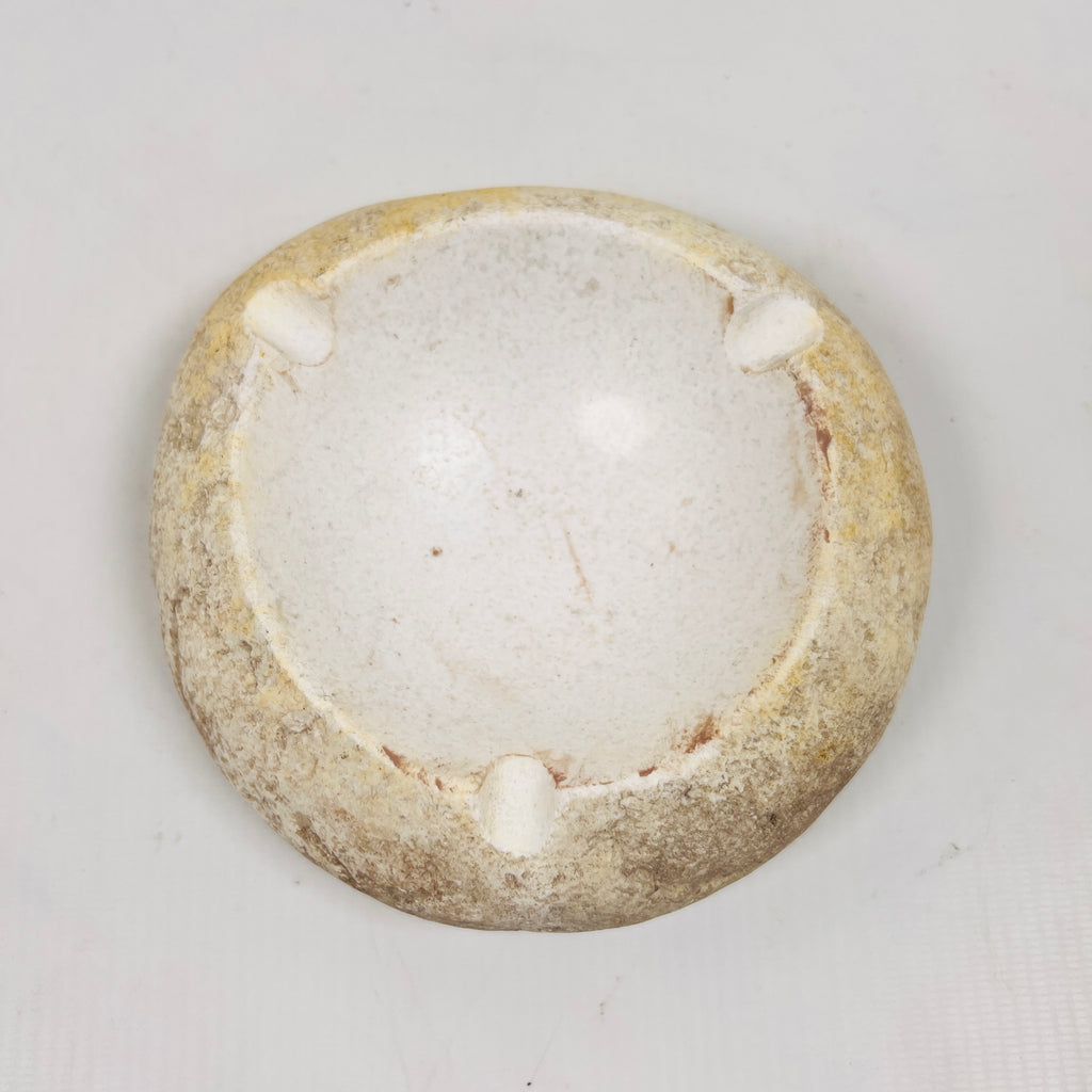 River Stone Opaque White Shell Ash Tray