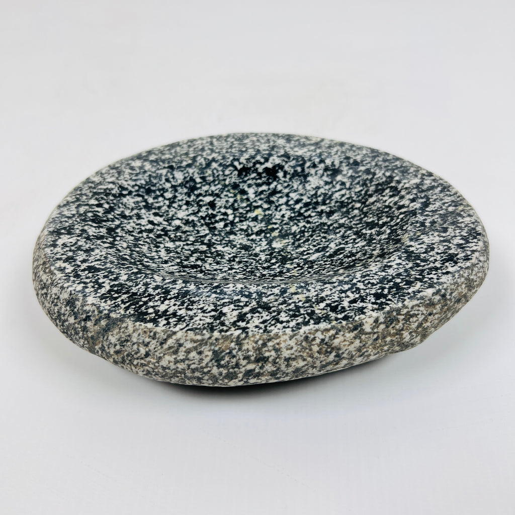 Riverstone Shadow Dotted Soap Dish