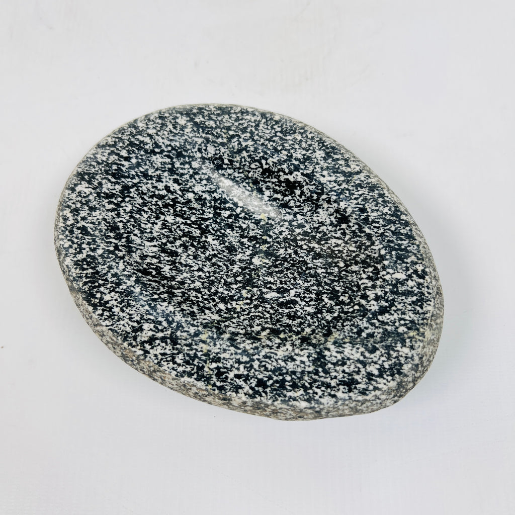 Riverstone Shadow Dotted Soap Dish