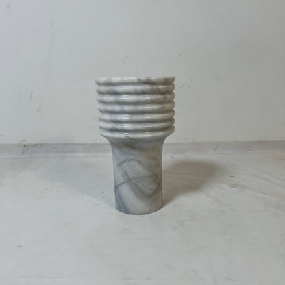 Echo Vase - Gray
