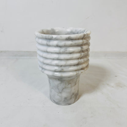 Echo Vase - Gray