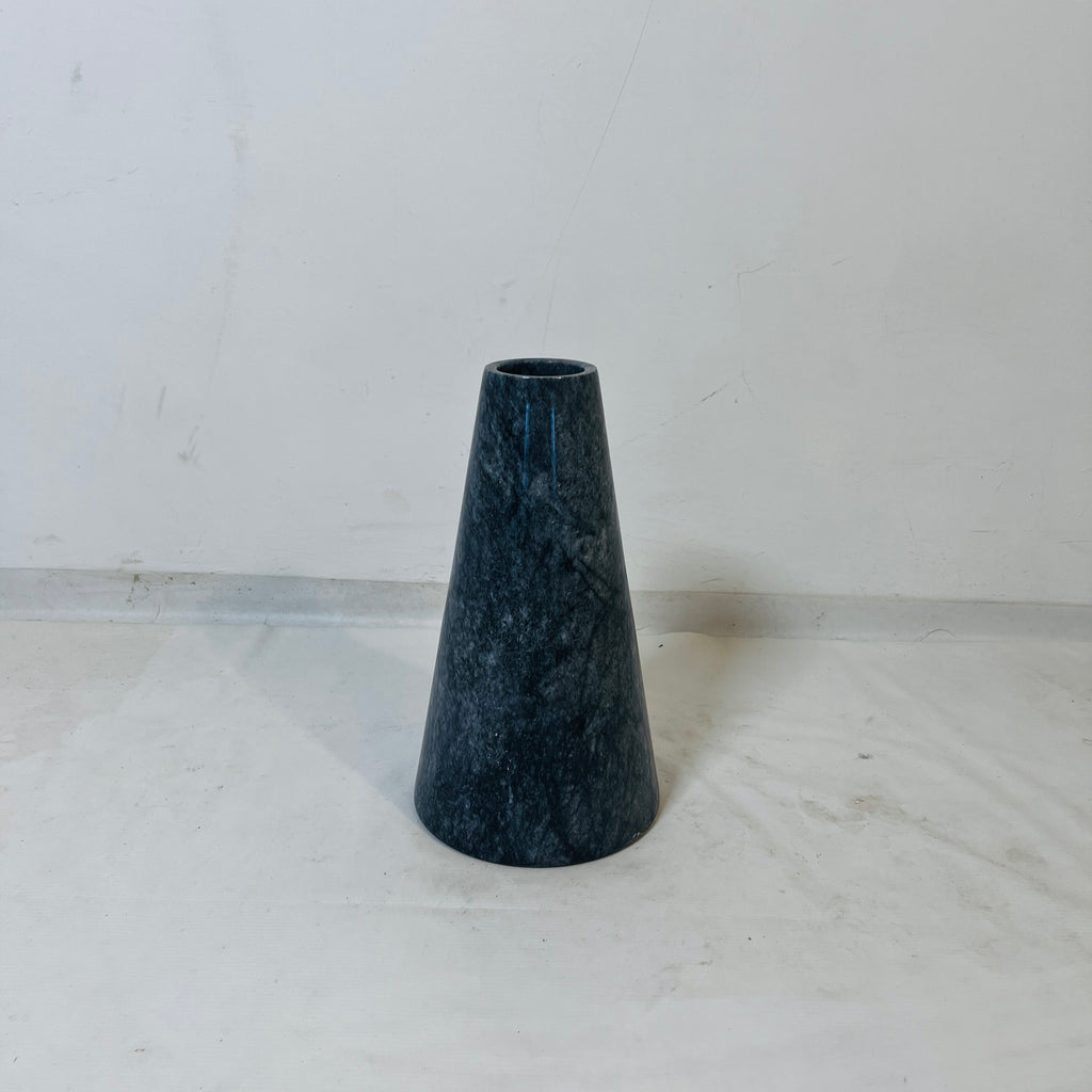 Midnight Veil Vase