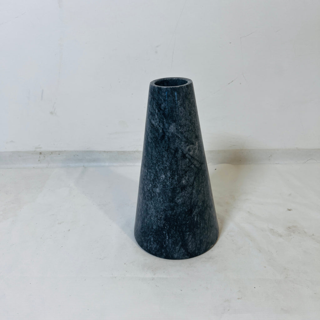 Midnight Veil Vase