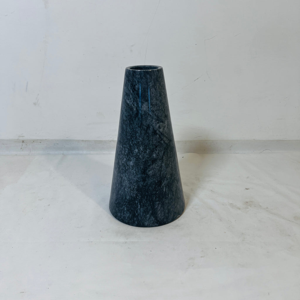 Midnight Veil Vase