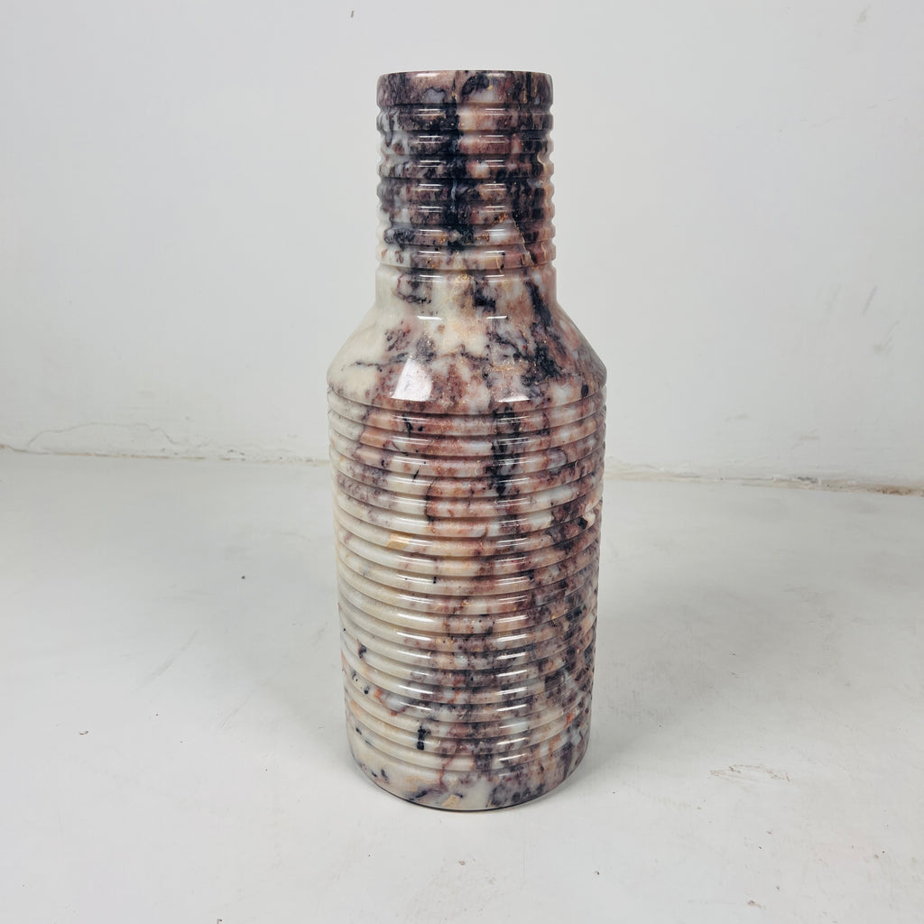 Ecru Curve Vase