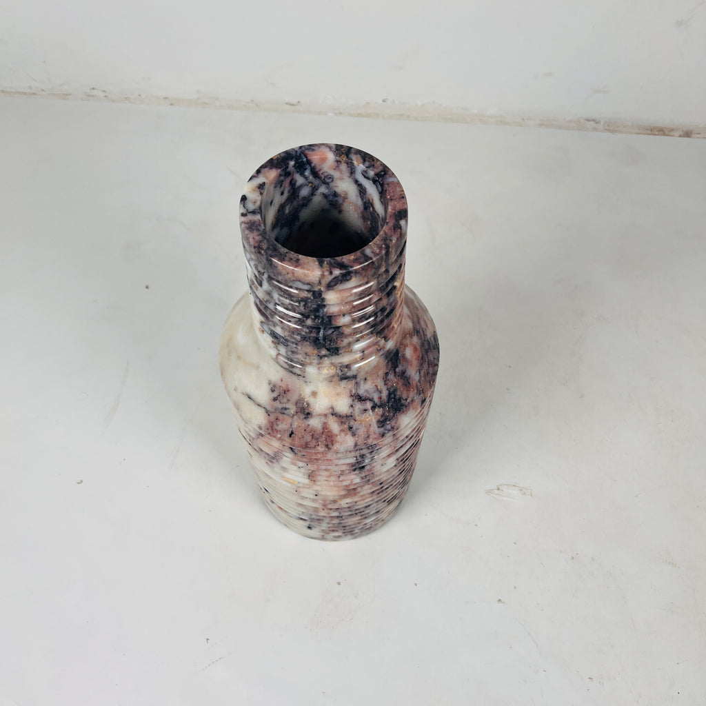 Ecru Curve Vase