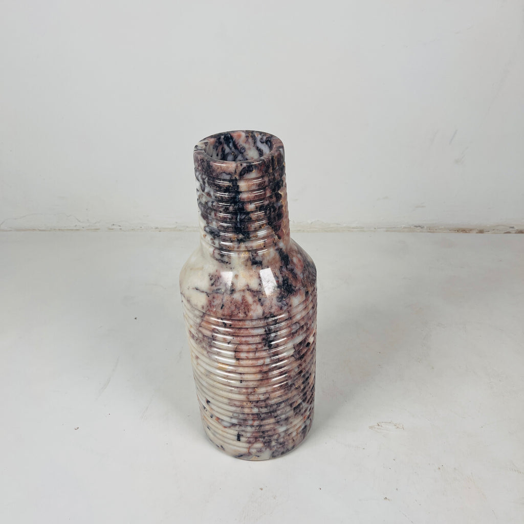 Ecru Curve Vase