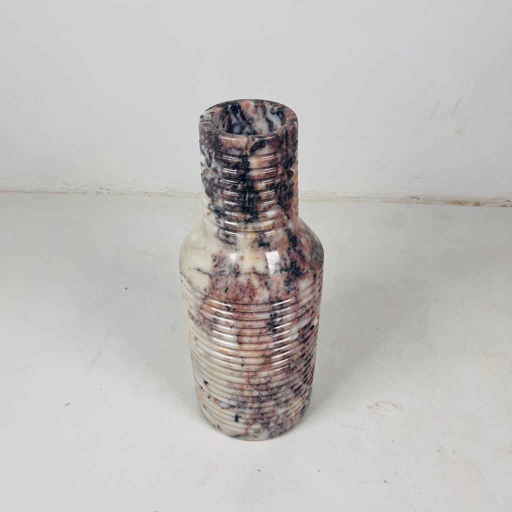 Ecru Curve Vase