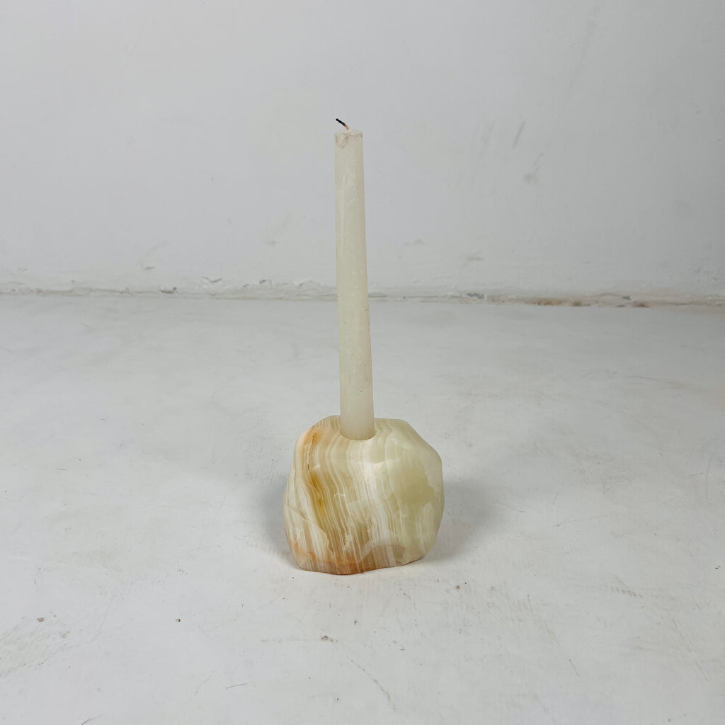 Vera Os Candle Stand