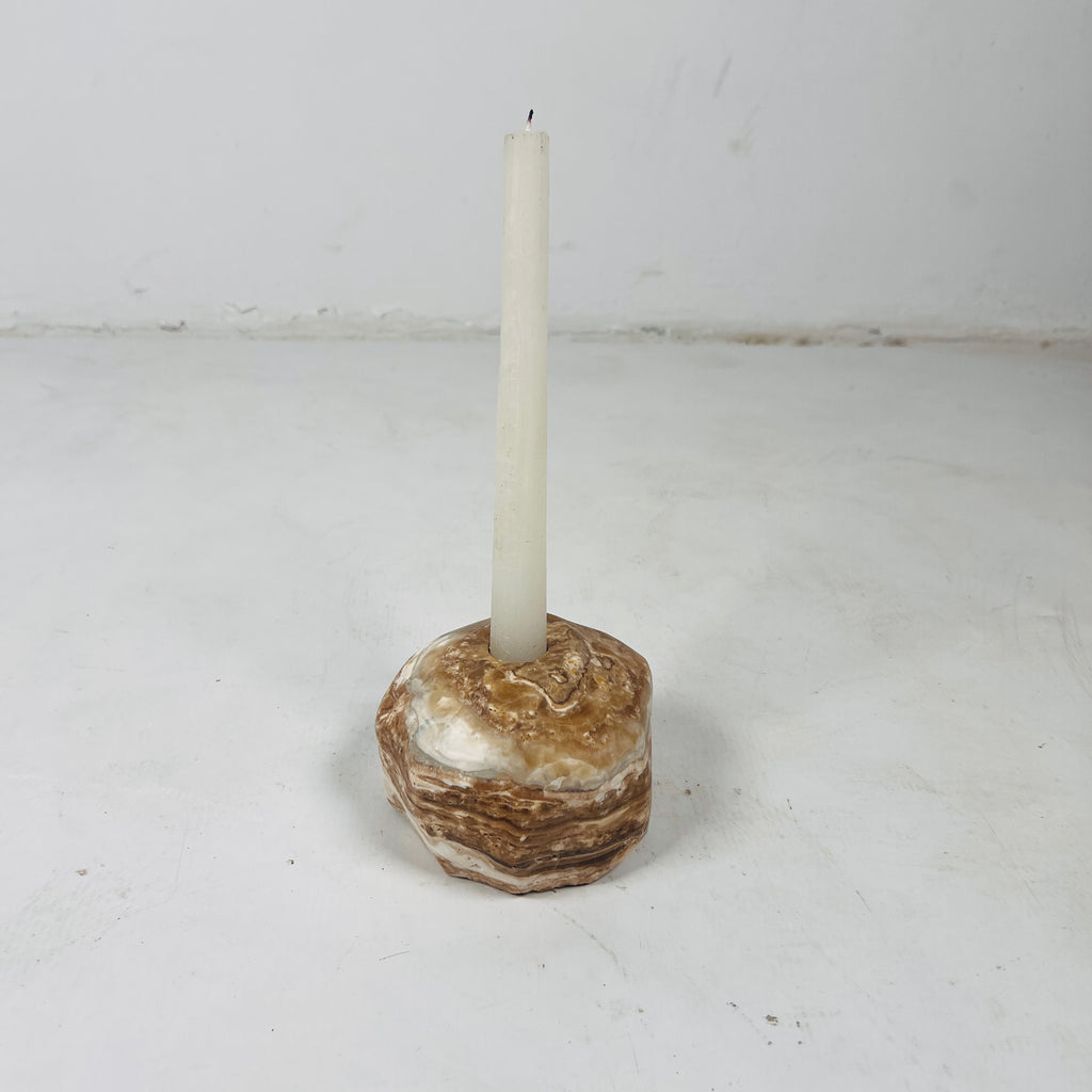 Vera Line Candle Stand