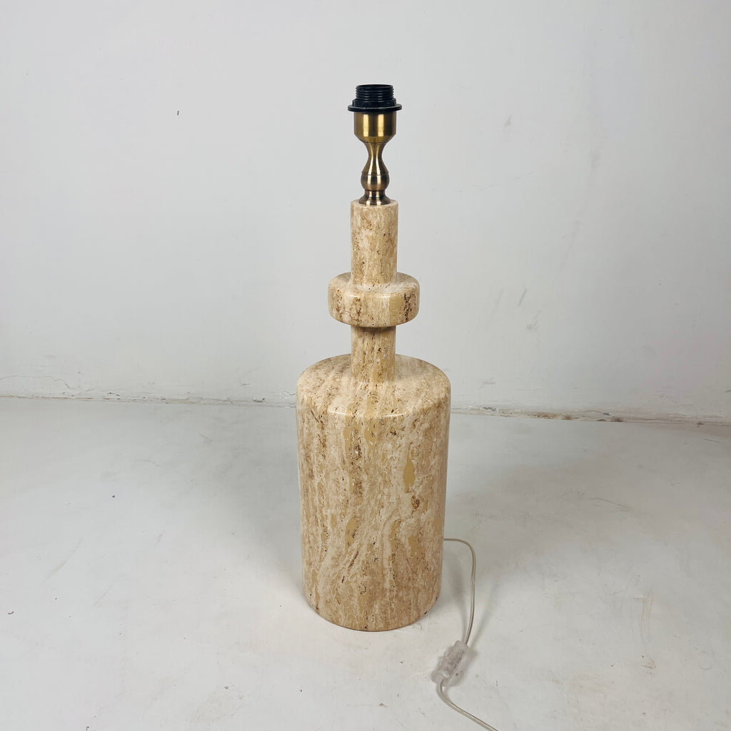 Urna Table Lamp