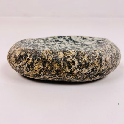 Black and White Soap Dish - Riverstone
