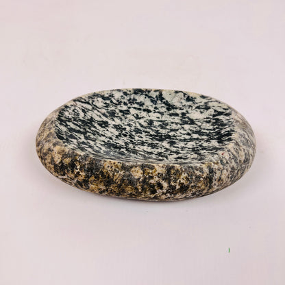 Black and White Soap Dish - Riverstone