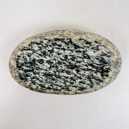 Black and White Soap Dish - Riverstone