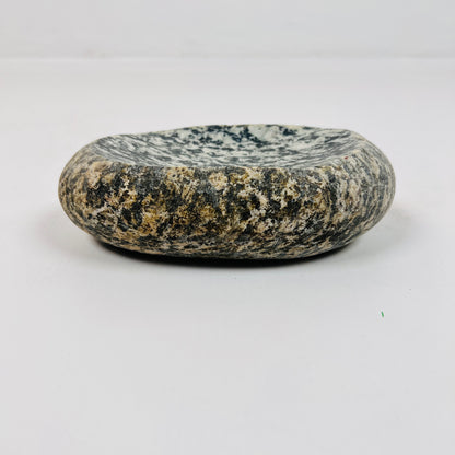 Black and White Soap Dish - Riverstone