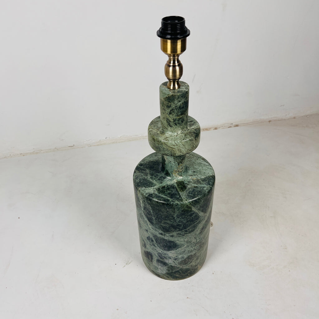 Cael Vert Table Lamp