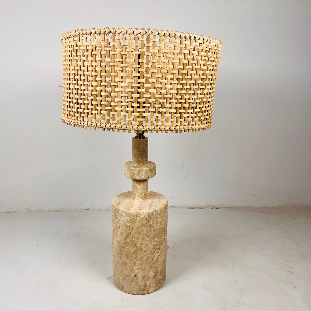 Dolia Table Lamp