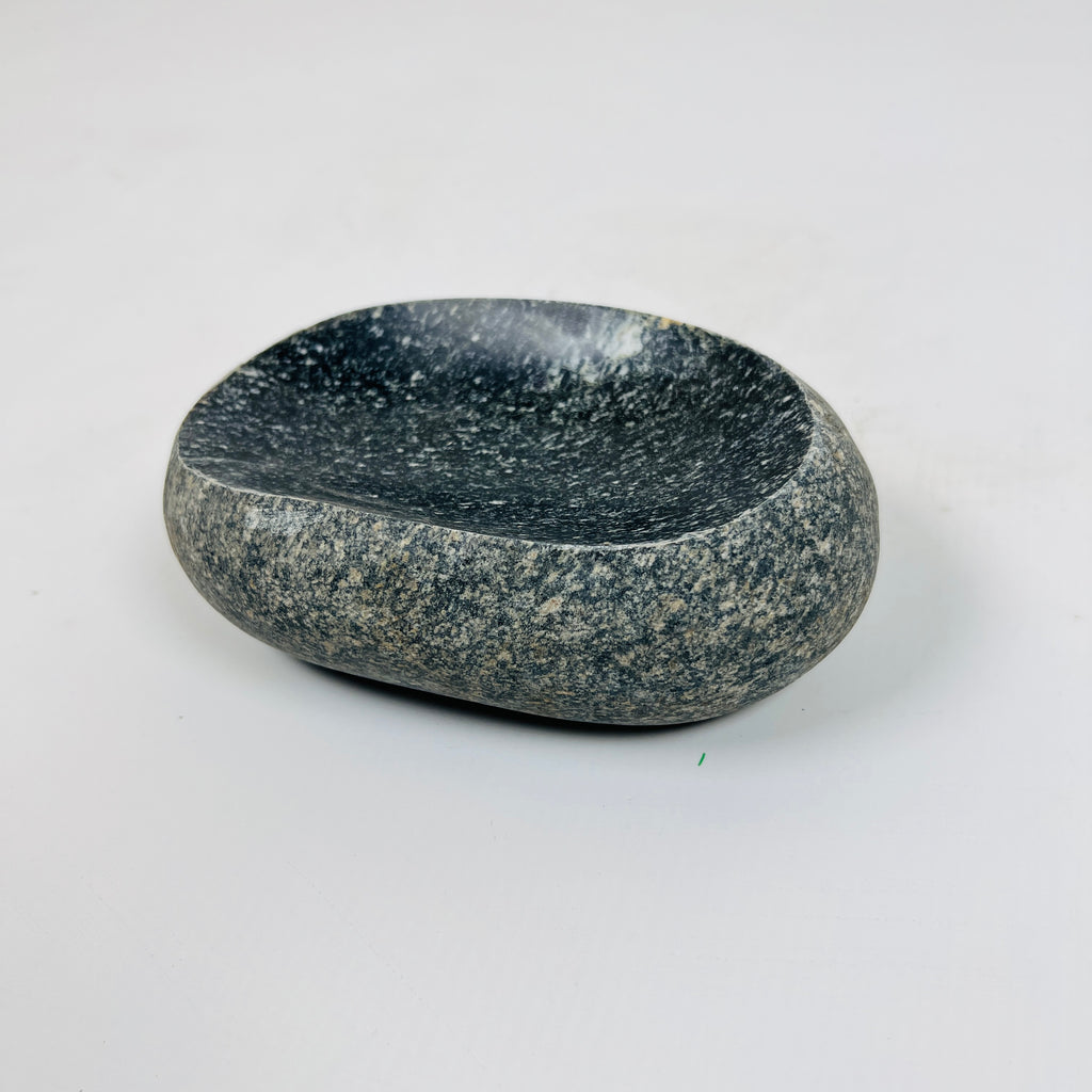 Riverstone Black Sprinkled Soap Dish