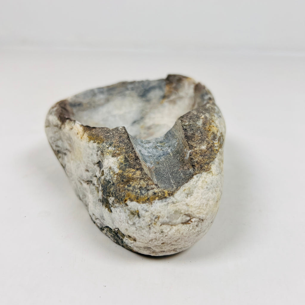 River Stone Pearl Hued Ash Tray