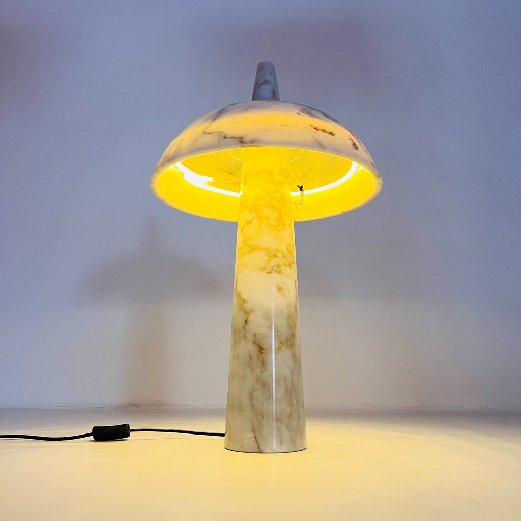 Horn Dome Marble Table Lamp