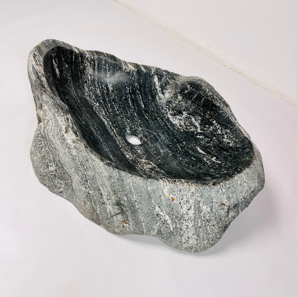 Midnight Mist River Stone Sink