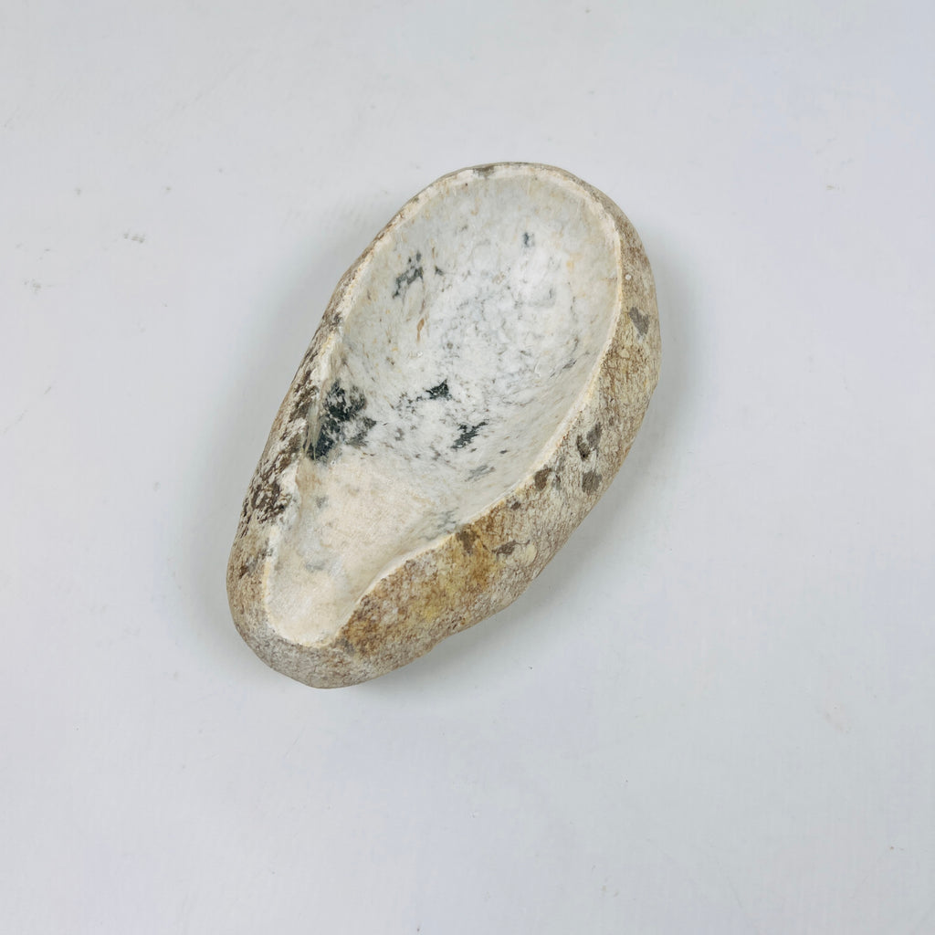 River Stone Splashed Eggshell Ash Tray