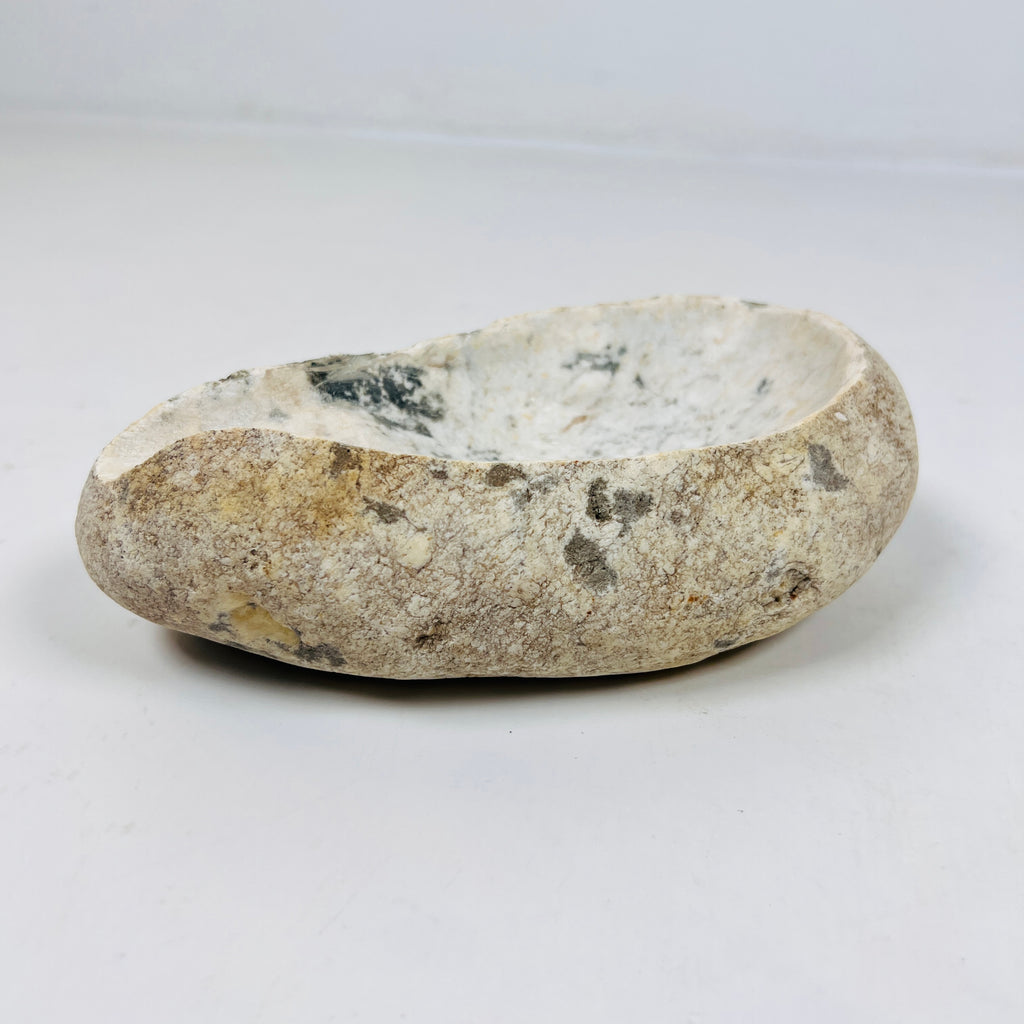 River Stone Splashed Eggshell Ash Tray