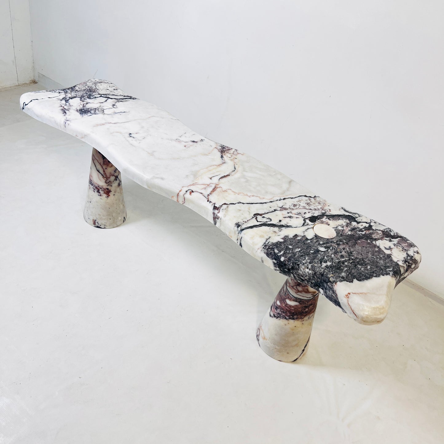 Muse Carved Bench - Red & White
