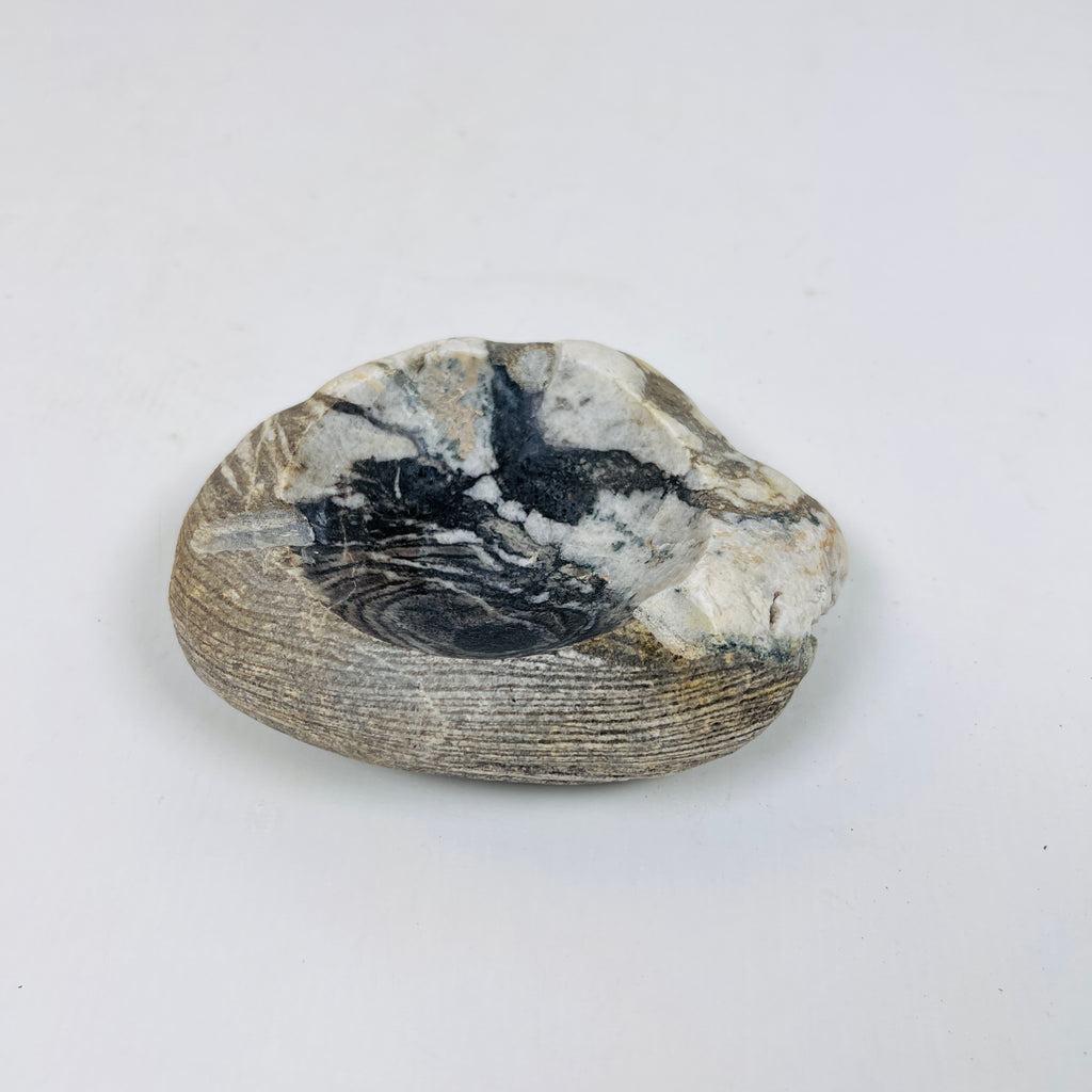 River Stone Tidal Waved Ash Tray