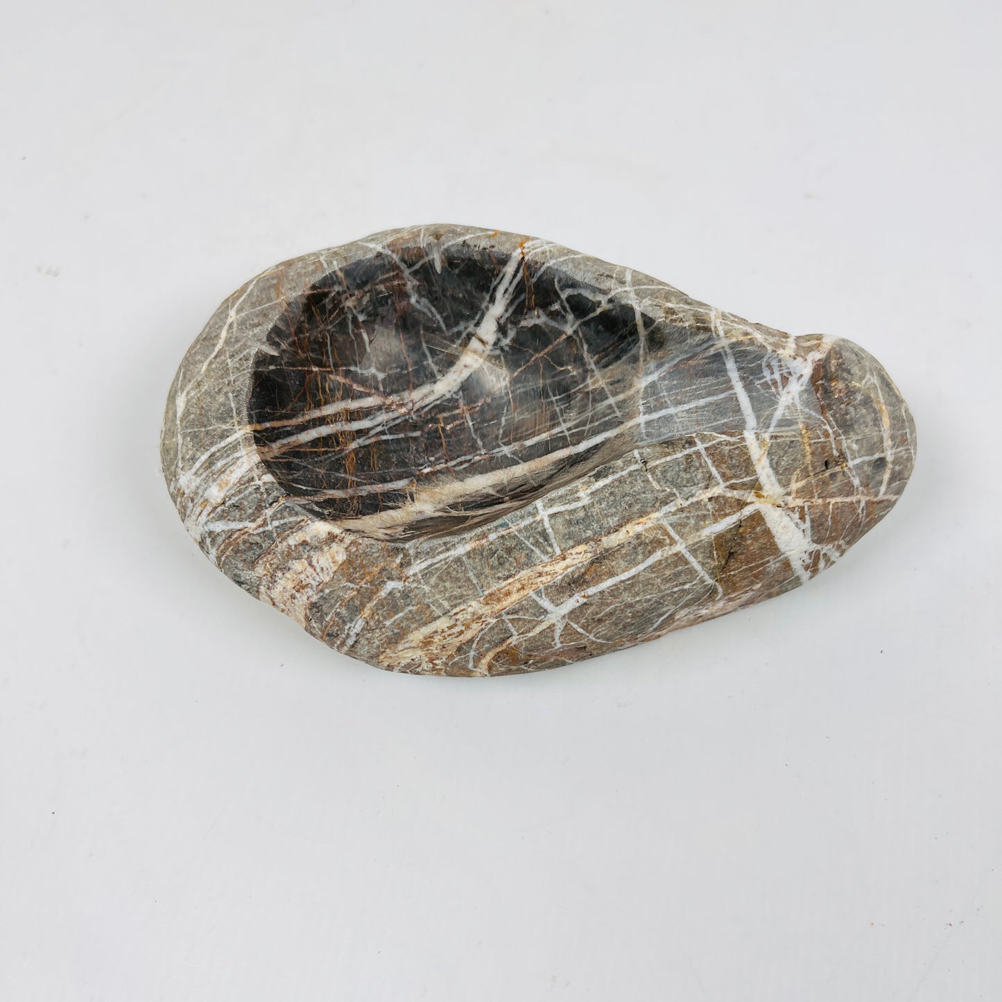 Brown Webbed Ash Tray - Riverstone