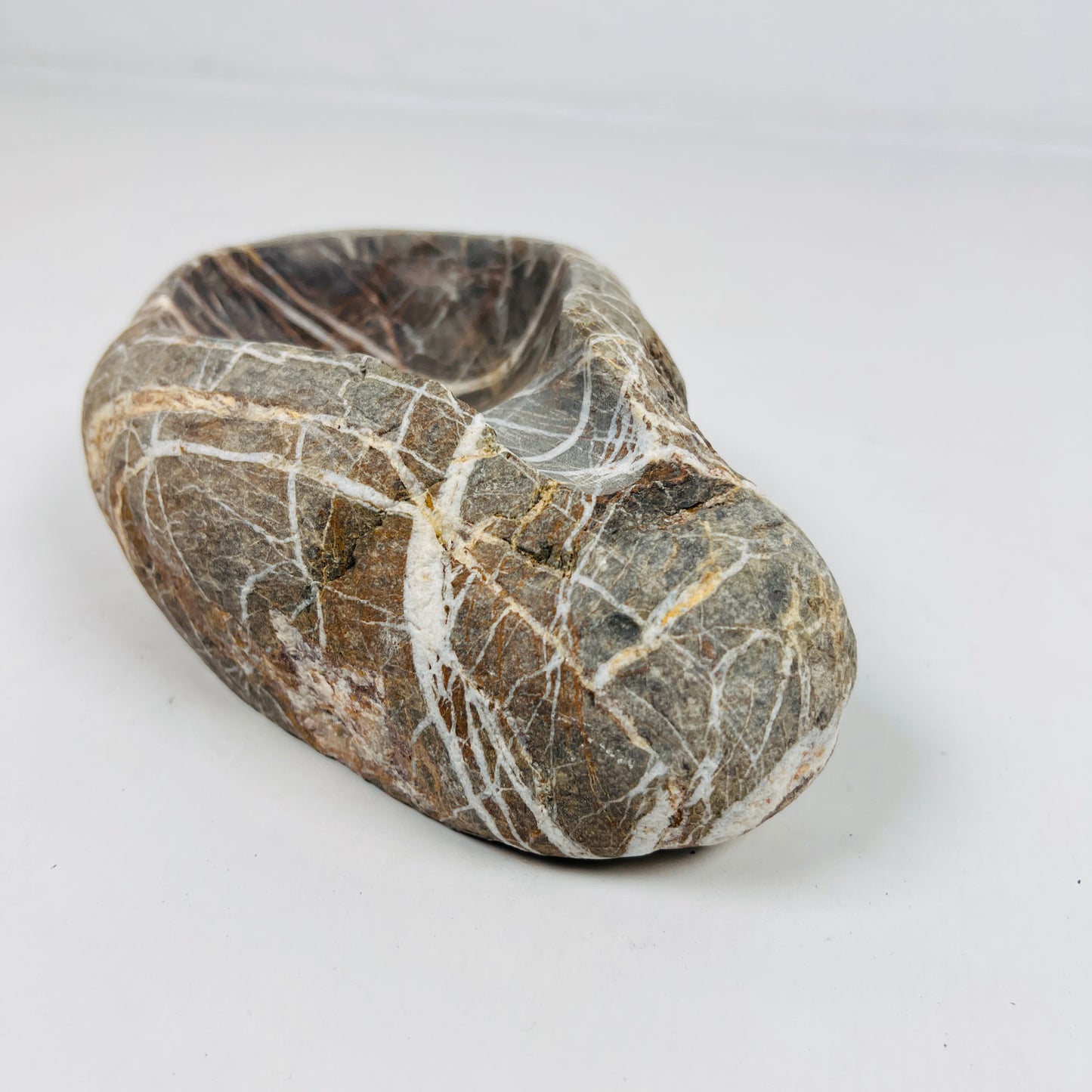 Brown Webbed Ash Tray - Riverstone