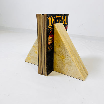 Terra Vein Pyramid - Travertine